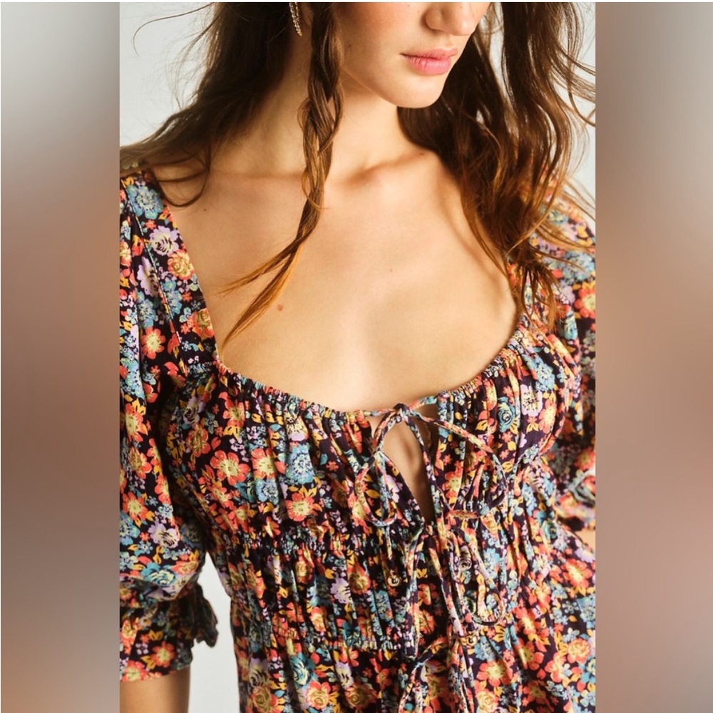 Free People Show Me Love Romper Navy Floral Combo NWT Size L - Picture 4 of 11
